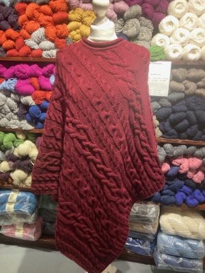 ARAN CABLE PONCHO (ACB)